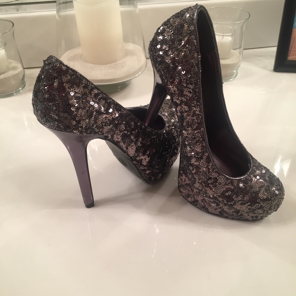 Xhilaration Sequin Heels 👠